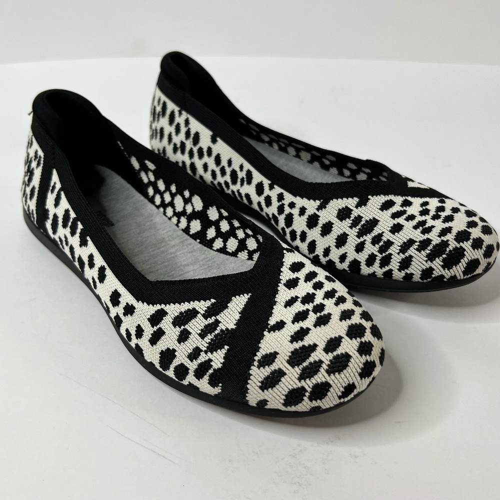 Clarks Women's Cloudsteppers Carly Wish Ballet Flats Size 8 WIDE.